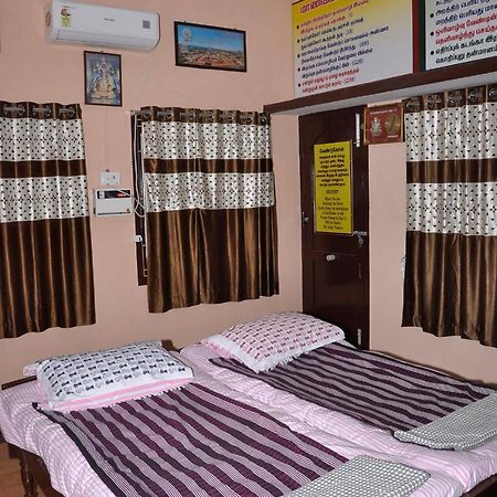 Homestay Senthil Akam Csidambaram Kültér fotó
